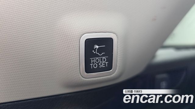 Jeep Cherokee 2023 — photo 32