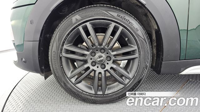 Mini Countryman 2018 — photo 5