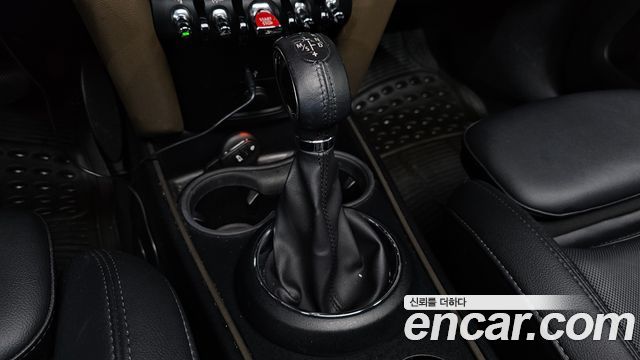 Mini Countryman 2018 — photo 12