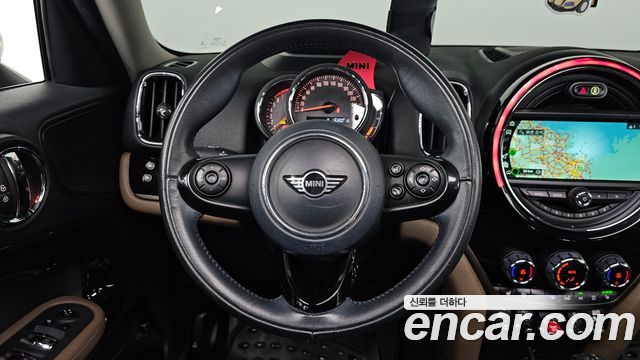 Mini Countryman 2018 — photo 19