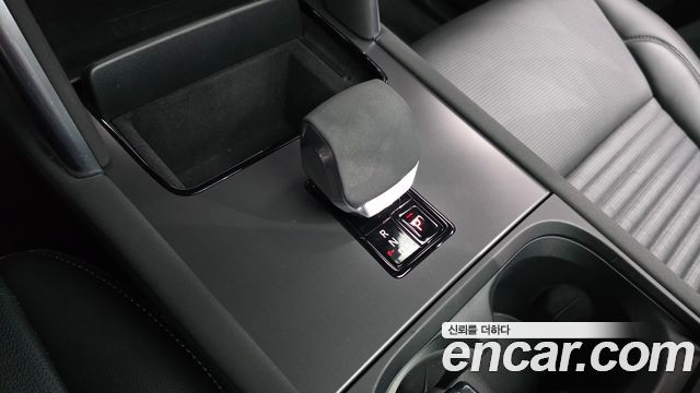 Land Rover Discovery Sport 2024 — photo 12