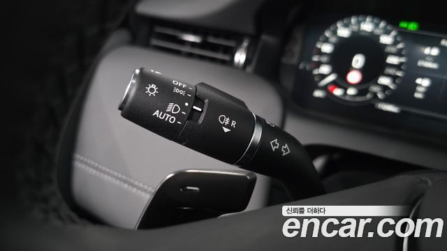 Land Rover Discovery Sport 2024 — photo 30