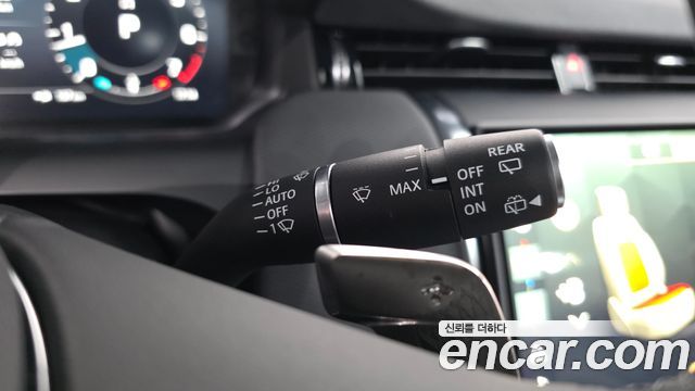 Land Rover Discovery Sport 2024 — photo 31