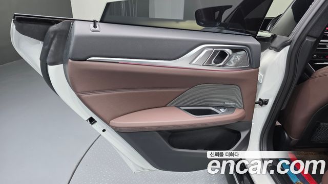 BMW i4 2023 — photo 15