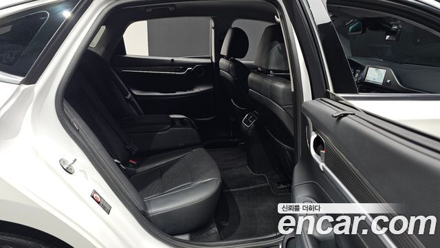 Hyundai Grandeur 2019 — photo 17