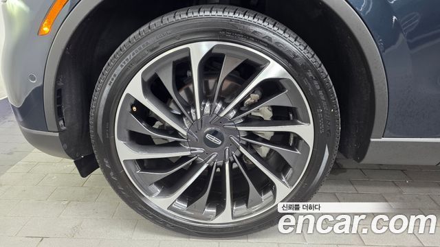 Lincoln Aviator 2023 — photo 5
