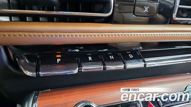 Lincoln Aviator 2023 — photo 12