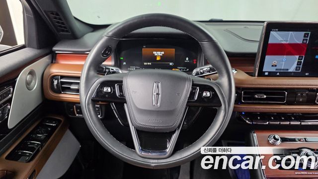 Lincoln Aviator 2023 — photo 19