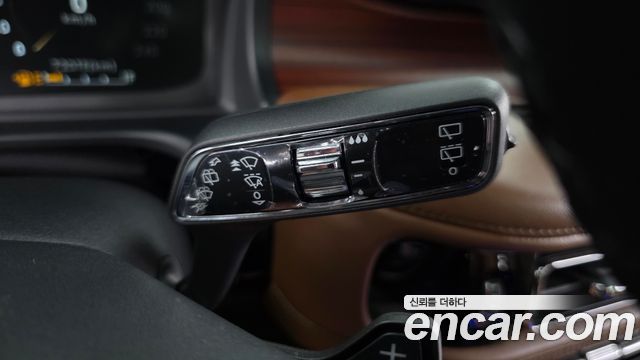 Lincoln Aviator 2023 — photo 29
