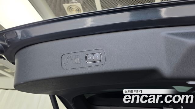 Lincoln Aviator 2023 — photo 33