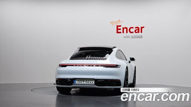 Porsche 911 2021 — photo 4
