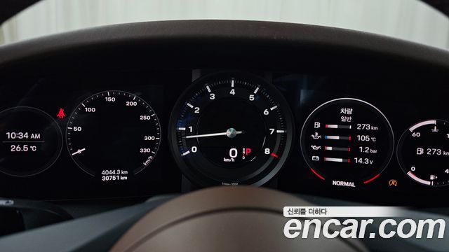 Porsche 911 2021 — photo 8