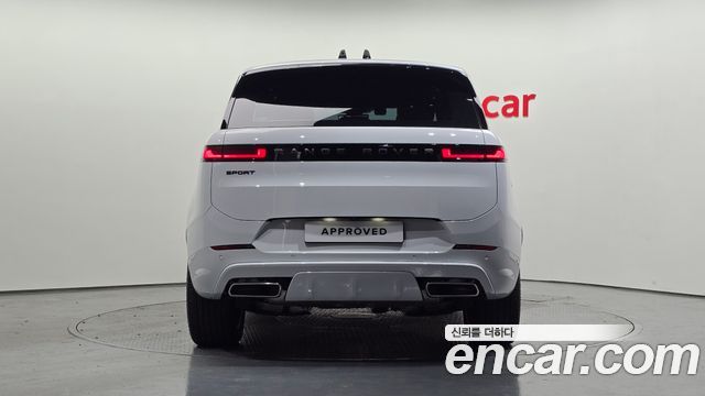 Land Rover Range Rover Sport 2026 — photo 7