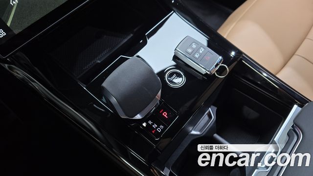 Land Rover Range Rover Sport 2026 — photo 14