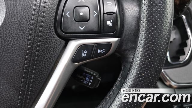 Toyota Sienna 2018 — photo 23