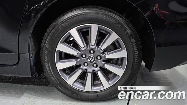 Toyota Sienna 2018 — photo 7