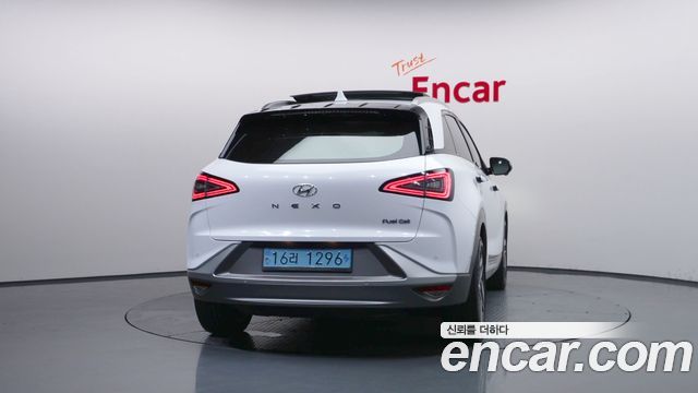 Hyundai Nexo 2023 — photo 4