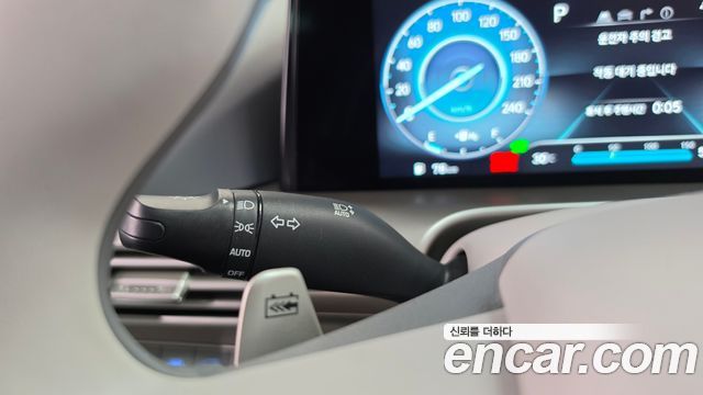 Hyundai Nexo 2023 — photo 28