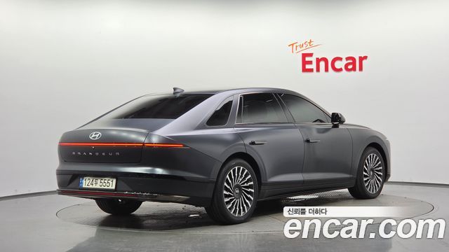 Hyundai Grandeur 2023 — photo 2