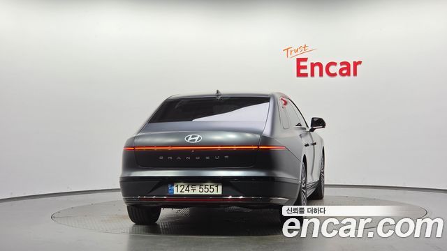 Hyundai Grandeur 2023 — photo 4