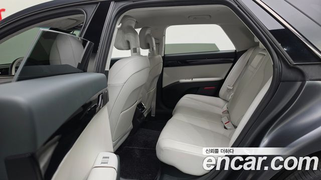 Hyundai Grandeur 2023 — photo 16