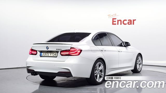 BMW 3-Series 2018 — photo 2
