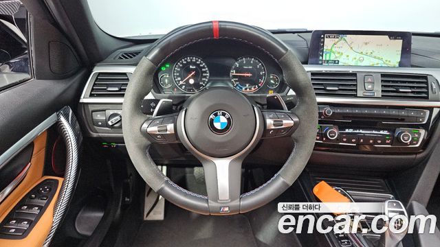 BMW 3-Series 2018 — photo 19