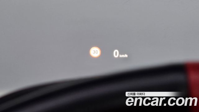 BMW 3-Series 2018 — photo 28