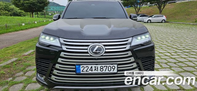 Lexus LX 2026 — photo 2