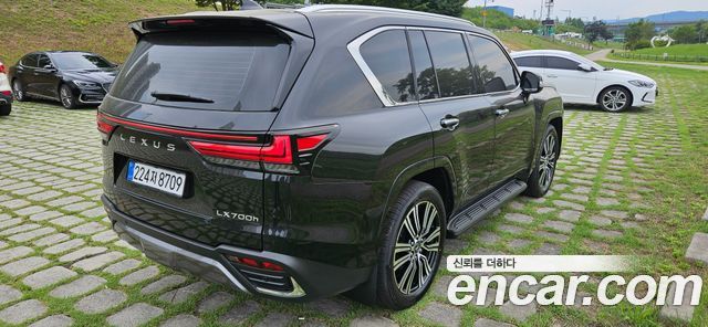 Lexus LX 2026 — photo 6