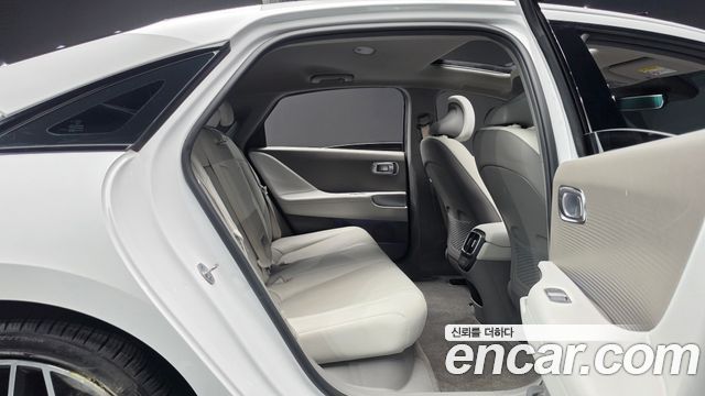Hyundai Ioniq6 2023 — photo 17