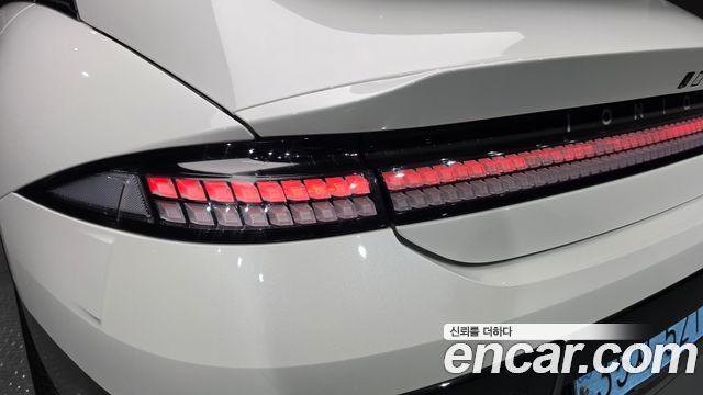 Hyundai Ioniq6 2023 — photo 9