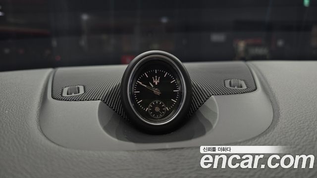 Maserati Levante 2018 — photo 18