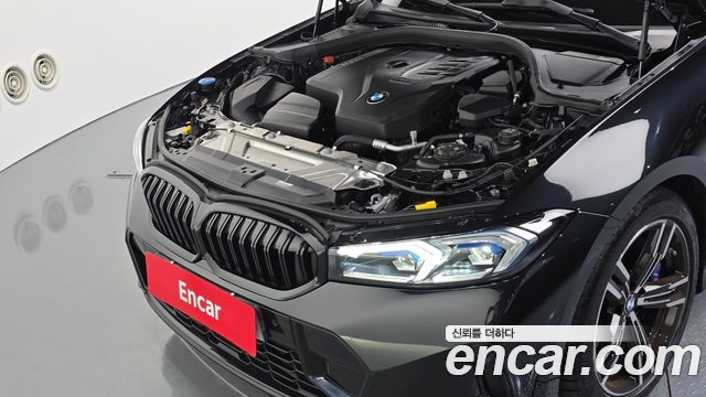 BMW 3-Series 2023 — photo 6