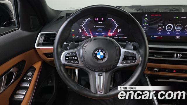 BMW 3-Series 2023 — photo 18
