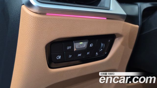 BMW 3-Series 2023 — photo 22