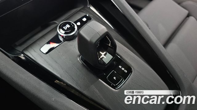 Polestar Polestar 2 2025 — photo 12