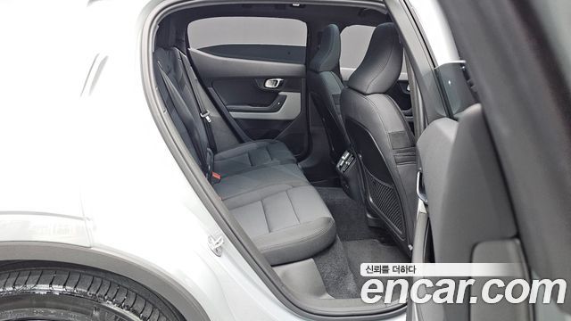 Polestar Polestar 2 2025 — photo 17