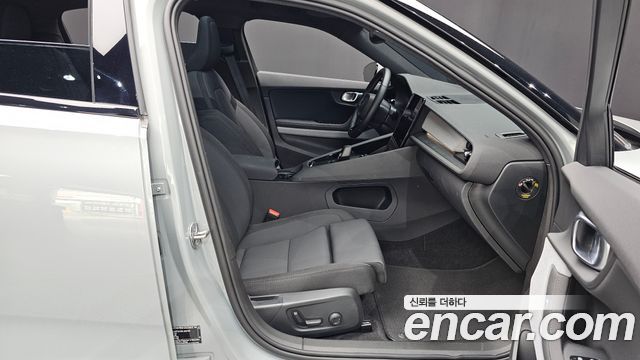 Polestar Polestar 2 2025 — photo 16