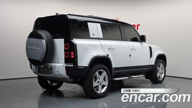 Land Rover Defender 2020 — photo 2