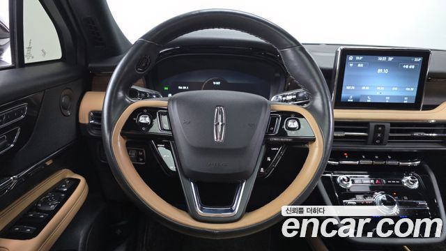 Lincoln Corsair 2021 — photo 14