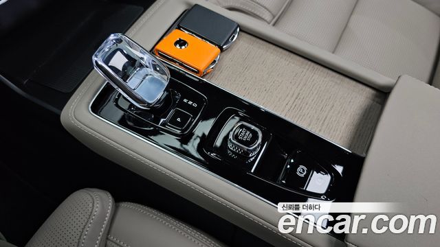 Volvo XC90 2026 — photo 12