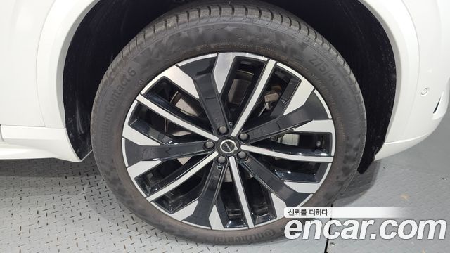 Volvo XC90 2026 — photo 7