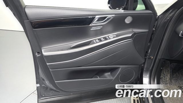 Genesis GV80 2022 — photo 14