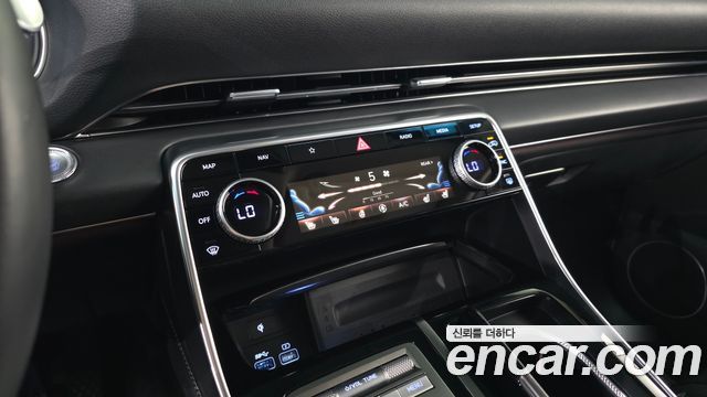 Genesis GV80 2022 — photo 31