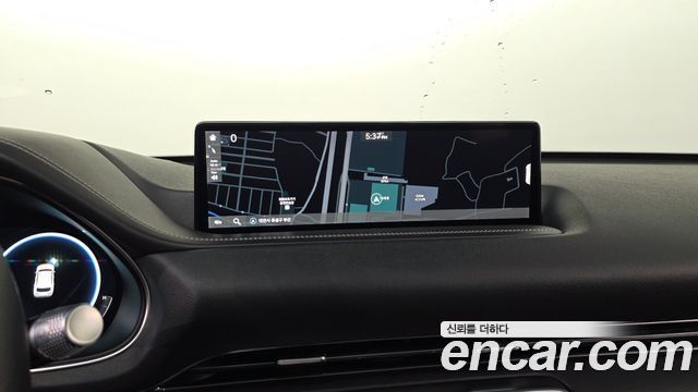 Genesis GV80 2022 — photo 32