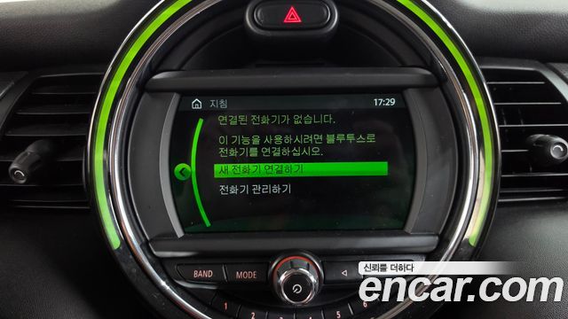 Mini Cooper 2019 — photo 10