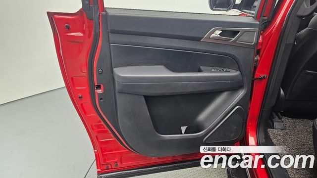 KG Mobility Rexton 2019 — photo 15