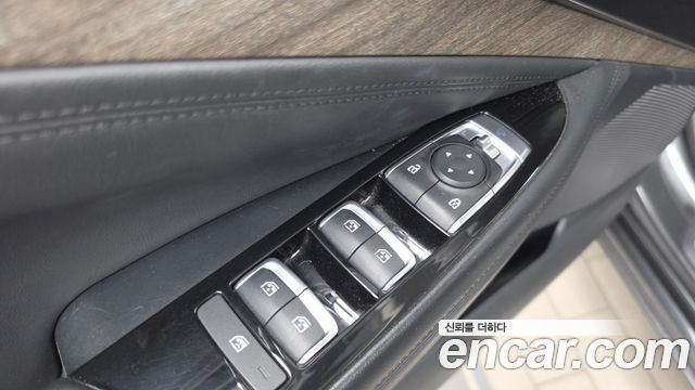 Kia K8 2022 — photo 30