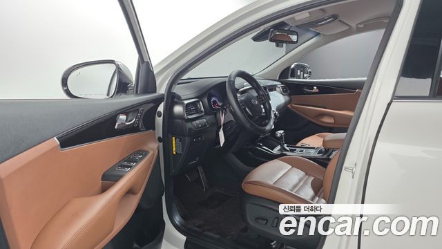 Kia Sorento 2019 — photo 17